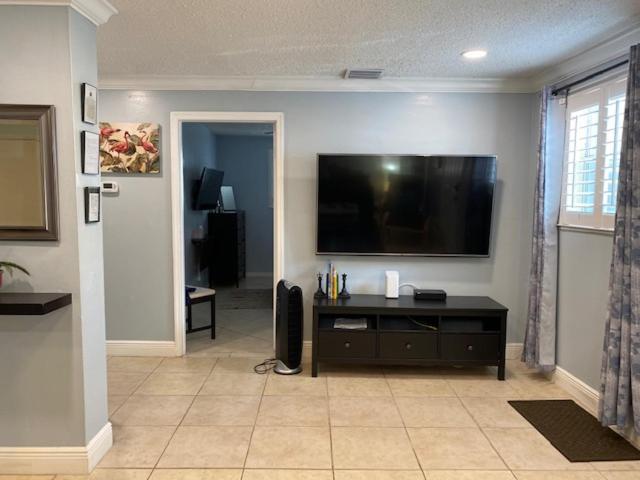 מיאמי Modern 2/1 Apt Near Midtown And Beaches מראה חיצוני תמונה